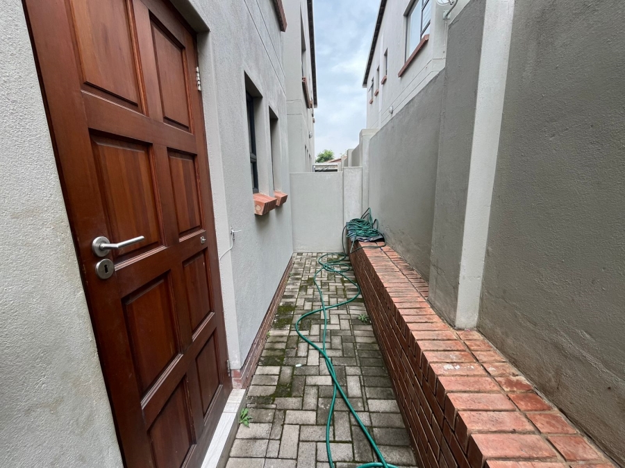 3 Bedroom Property for Sale in Waterkloof North West